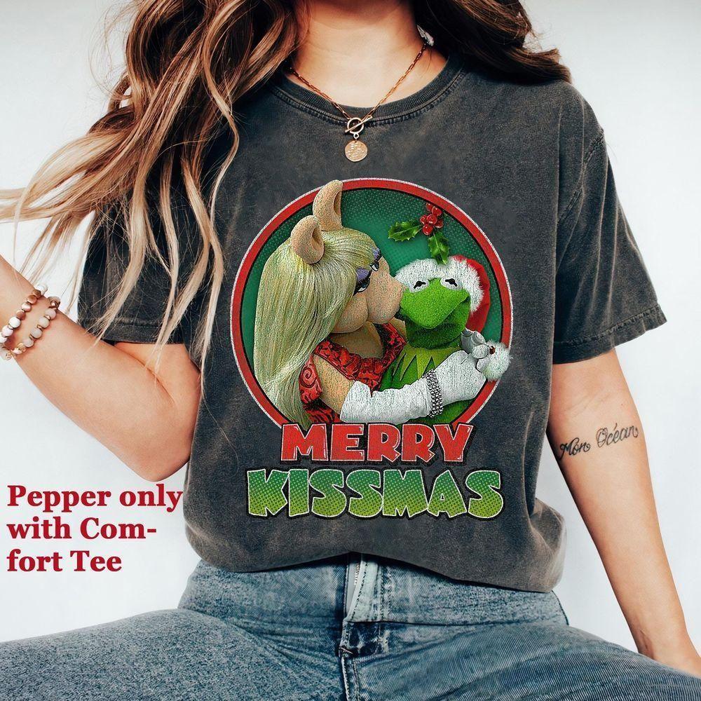 The Muppets Kermit Miss Piggy Merry Kissmas Vintage Disney Vuitino Merch